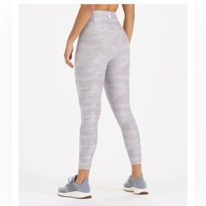 Vuori clean elevation leggings
